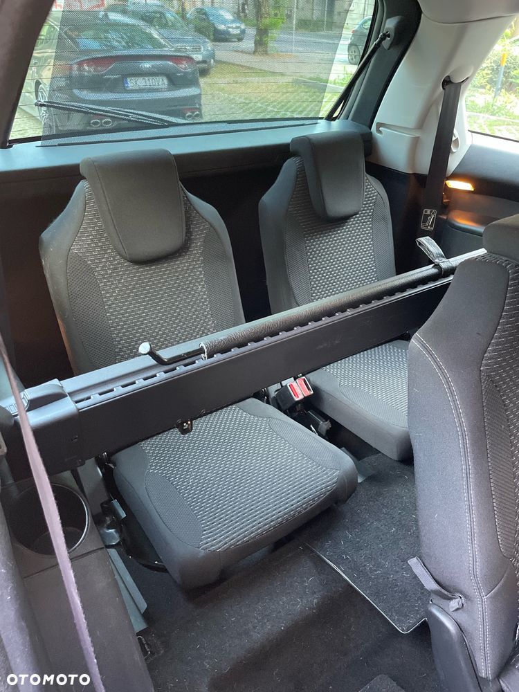 Citroën C4 Grand Picasso 1.6 HDi FAP Exclusive - 8