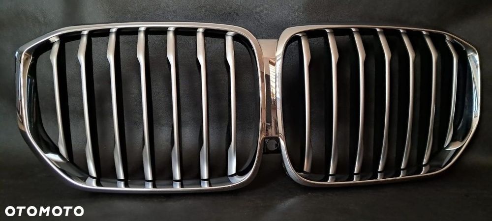 Atrapa Grill Oryginalny BMW X5 G05 z wejściem pod kamerką - 3