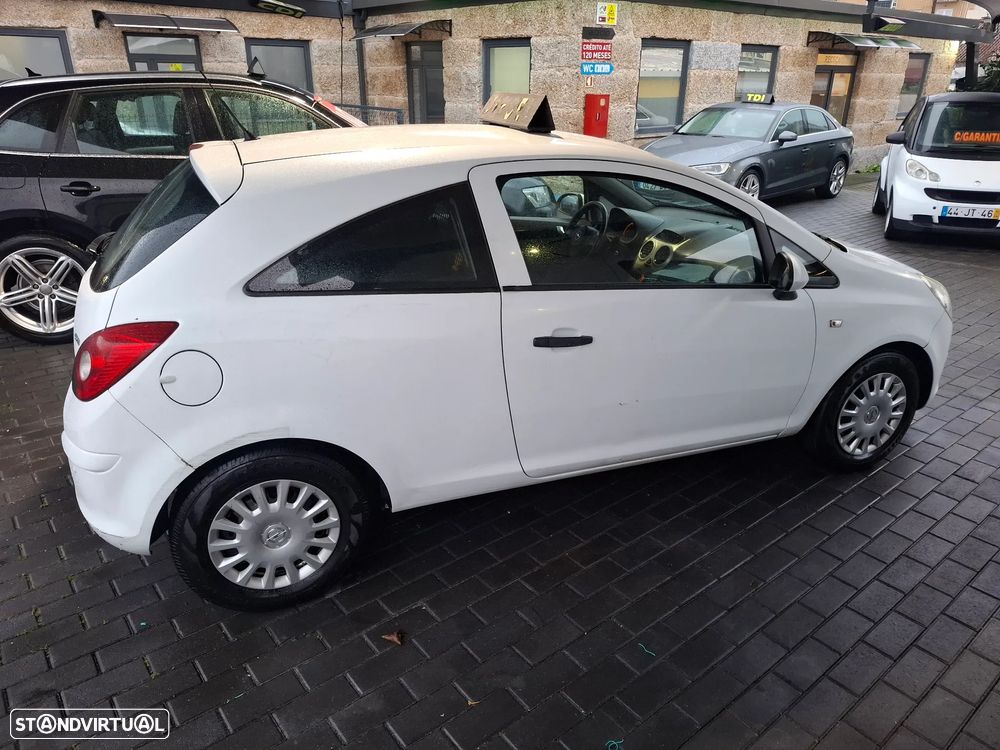 Opel CORSA 1.3CDTI SPORT VAN - 11