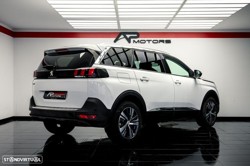 Peugeot 5008 1.5 BlueHDi Allure EAT8 - 4