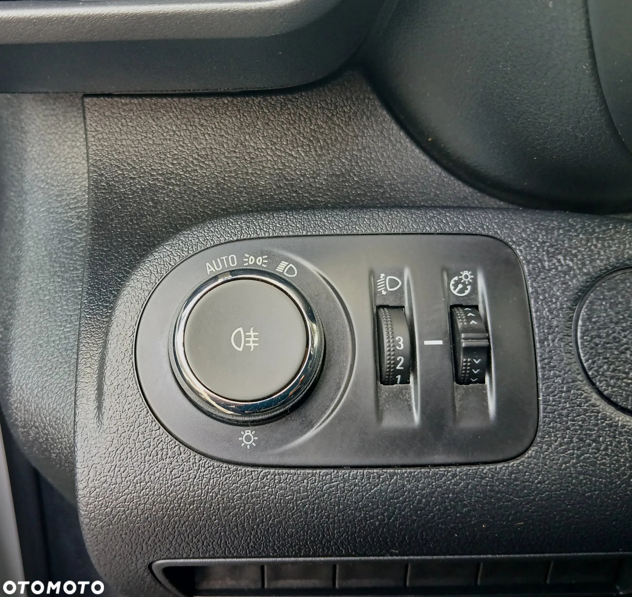 Opel Combo Life 1.5 CDTI S&S - 22