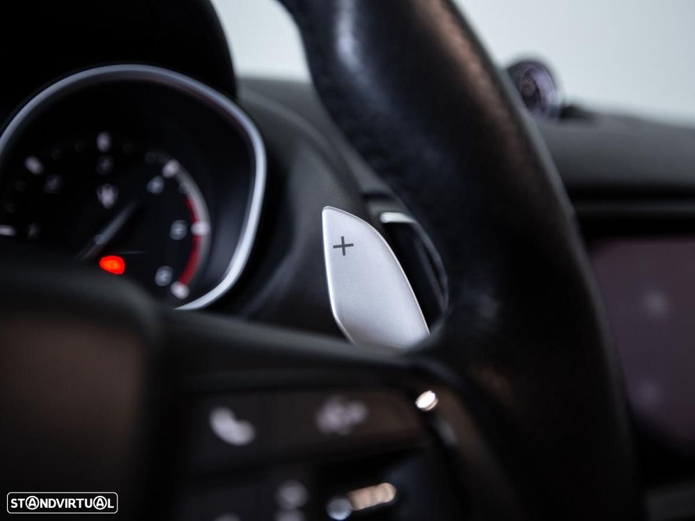Maserati Levante - 23