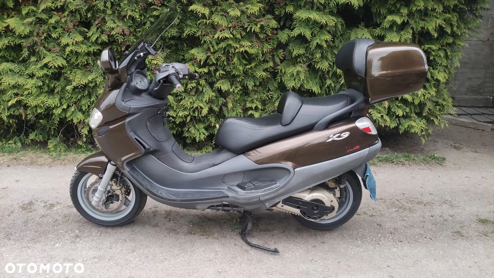 Piaggio X9 - 2