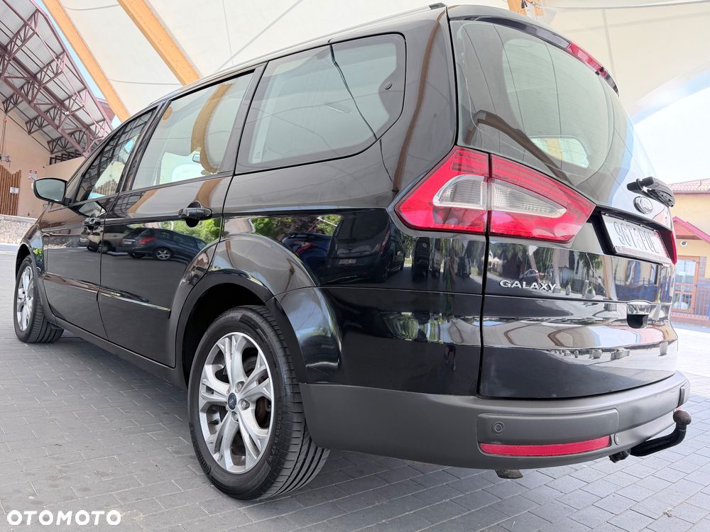 Ford Galaxy 2.0 TDCi Ghia - 29