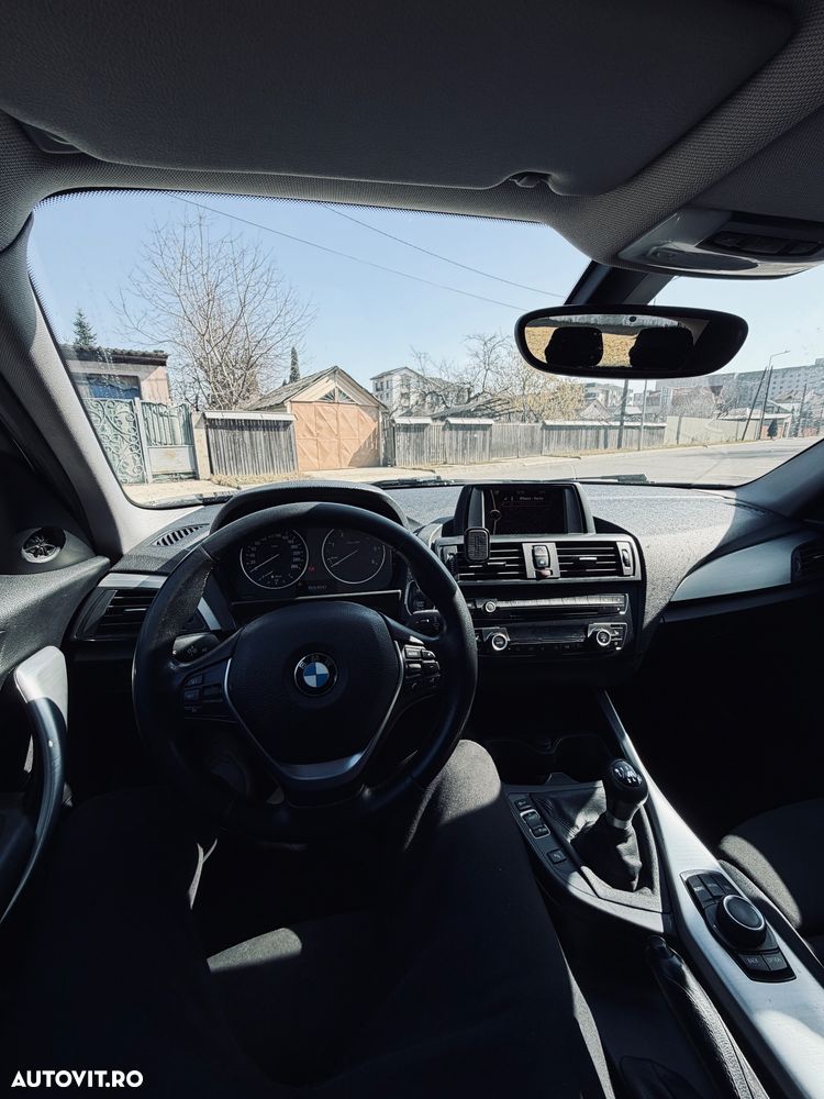 BMW Seria 1 120d - 4