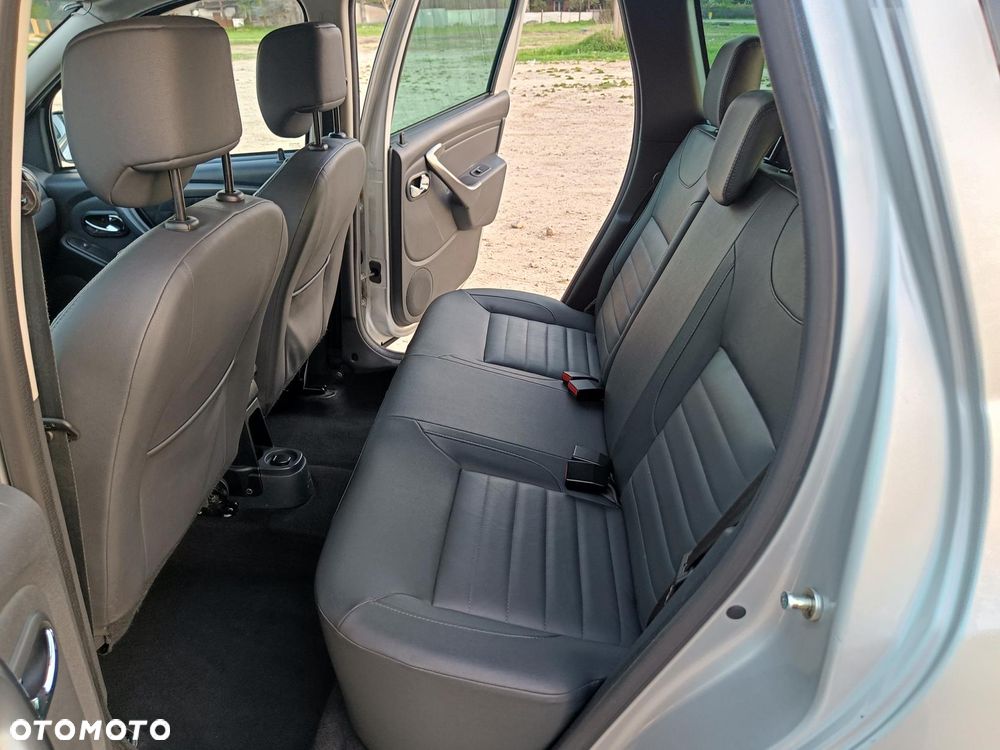Dacia Duster 1.2 TCe Prestige - 27