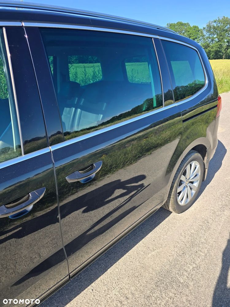 Volkswagen Sharan 2.0 TDI Highline DSG - 4