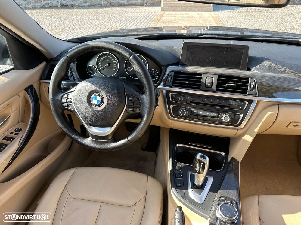 BMW 320 d Auto Line Luxury - 30