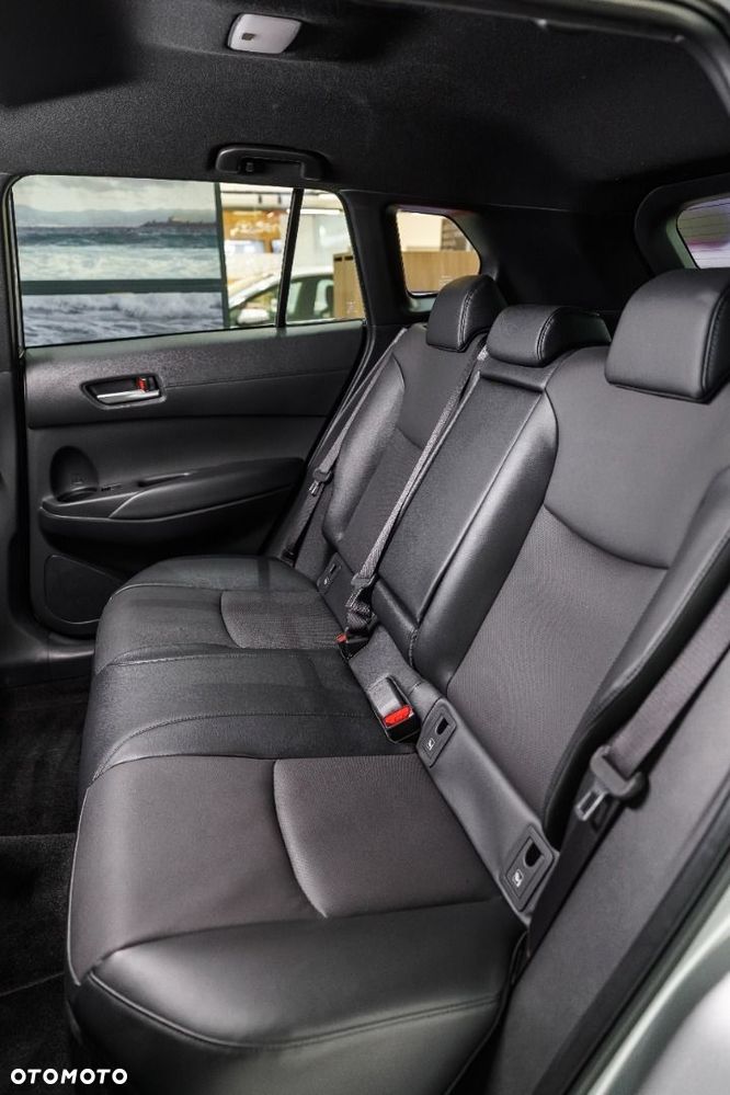 Toyota Corolla Cross - 13