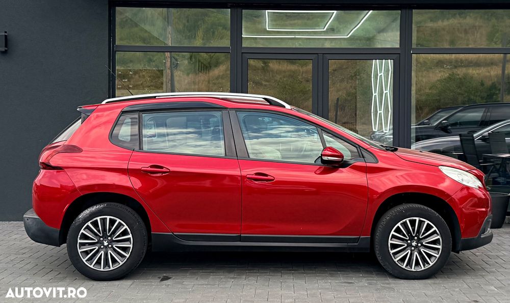 Peugeot 2008 PureTech 110 Style - 3