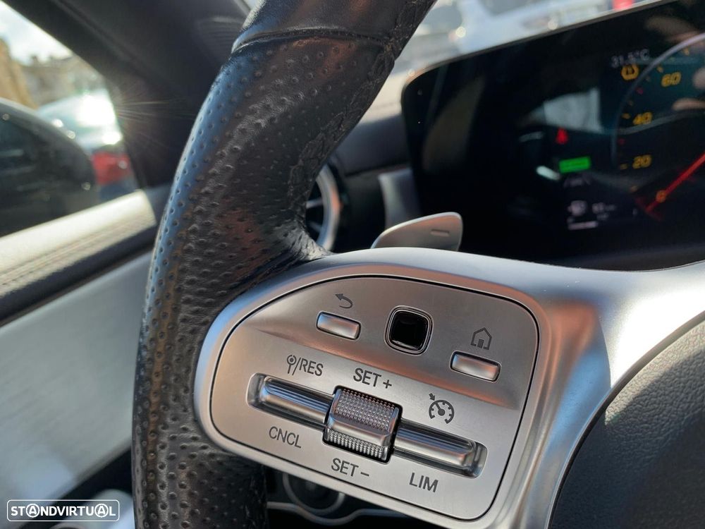Mercedes-Benz A 250 - 21