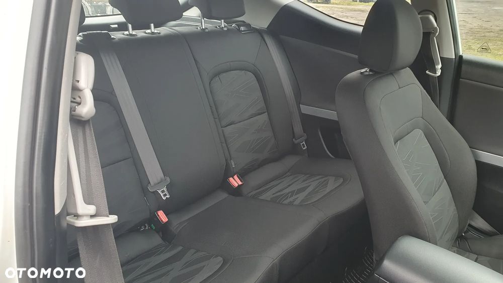 Kia ProCeed 1.4 CRDI M - 7