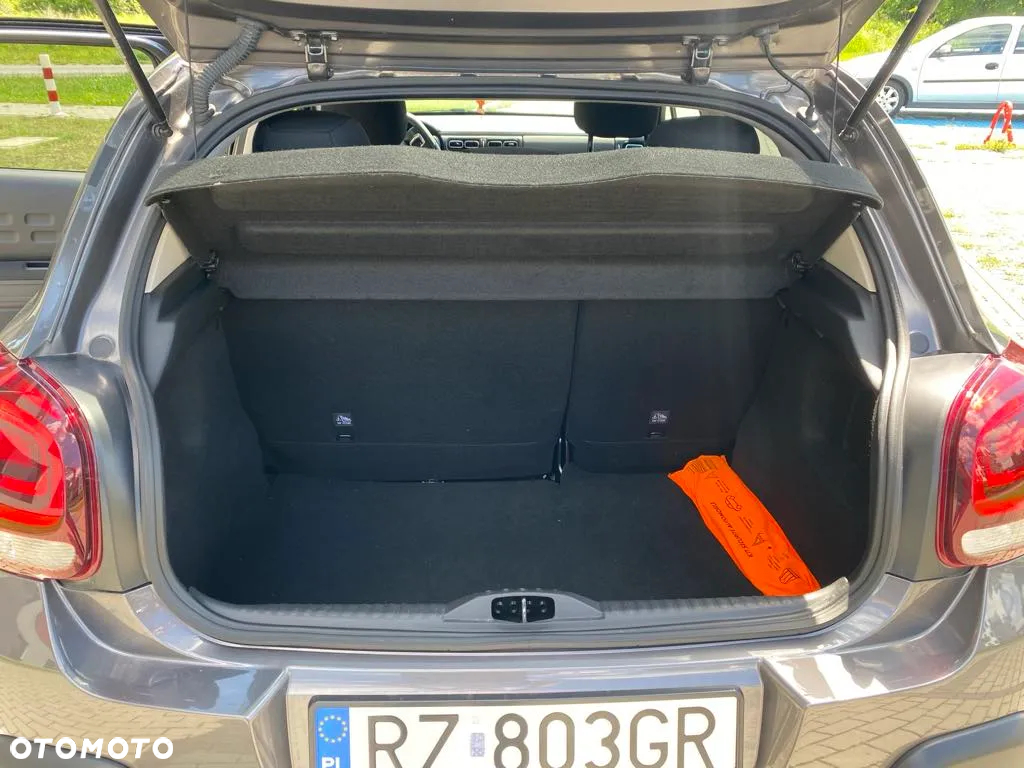 Citroën C3 1.2 PureTech C-Series - 12