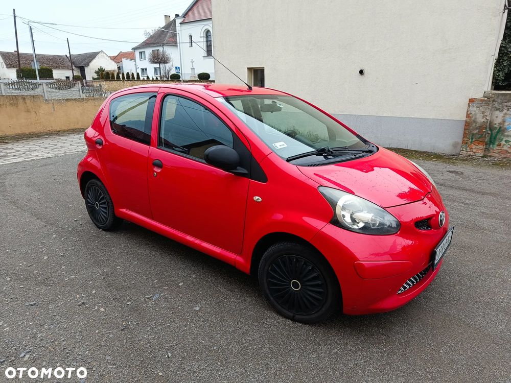 Toyota Aygo - 4