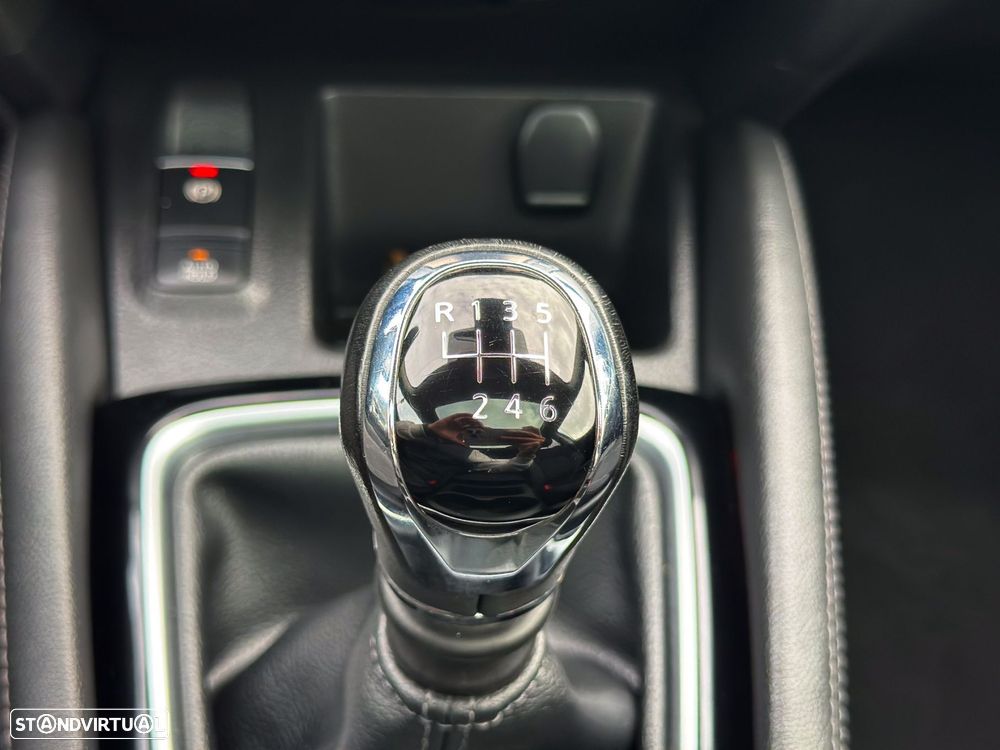 Nissan Qashqai 1.2 DIG-T 360 - 15