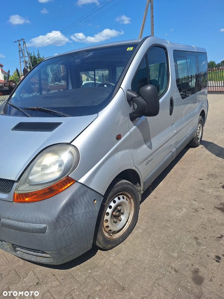 ŚRODEK BOCZEK TAPICERKA  TYŁ VIVARO TRAFIC - 8