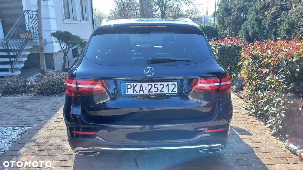 Mercedes-Benz GLC 250 d 4Matic 9G-TRONIC AMG Line - 22