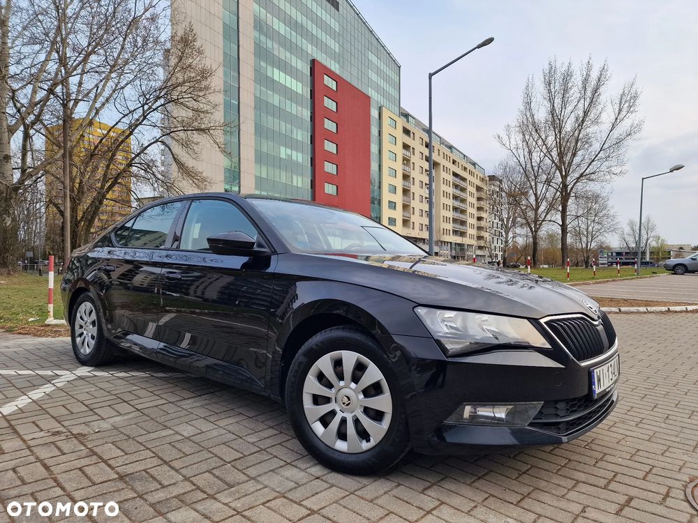 Skoda Superb 1.4 TSI Ambition - 4