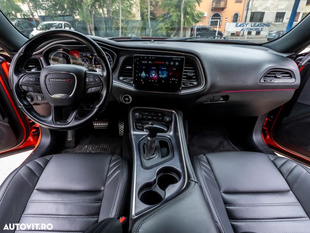 Dodge Challenger Automatik R/T Plus Scat Pack - 26