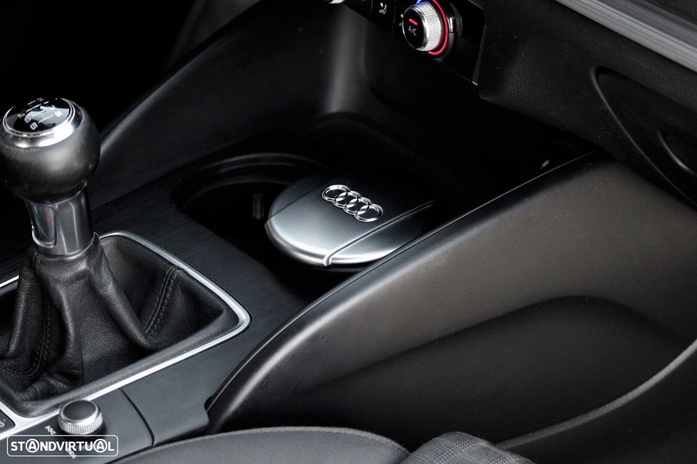 Audi A3 Limousine 2.0 TDI S-line - 17