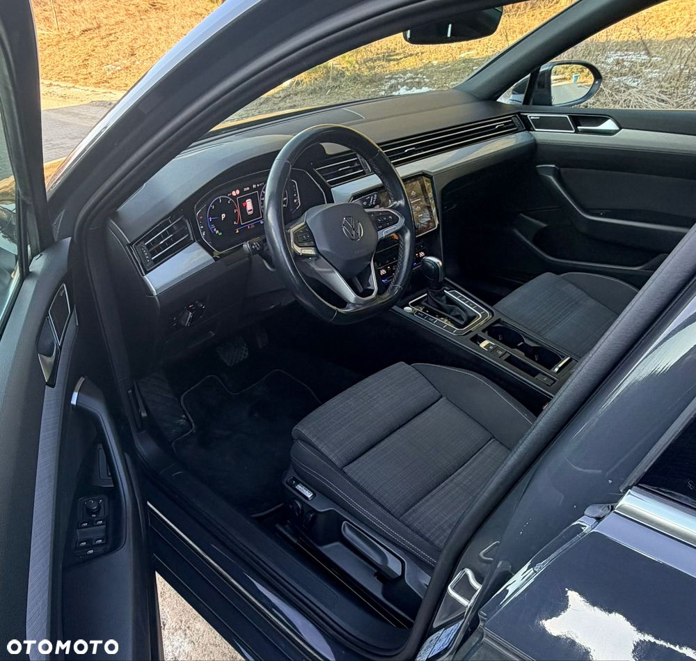 Volkswagen Passat 2.0 TDI Business DSG - 14