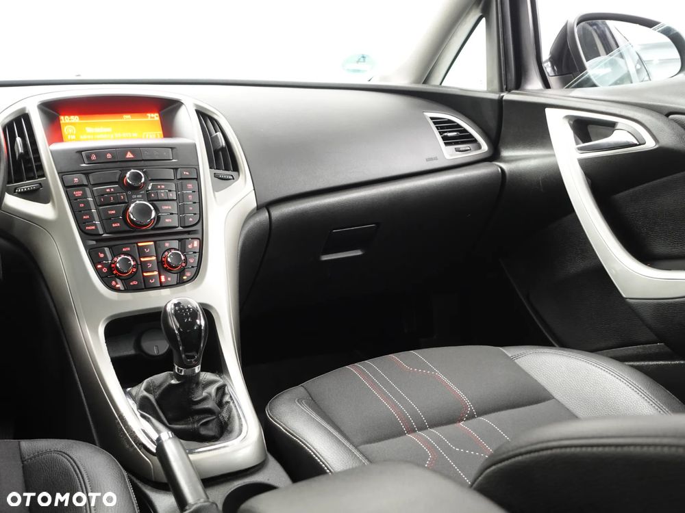 Opel Astra 1.4 150 Jahre - 35