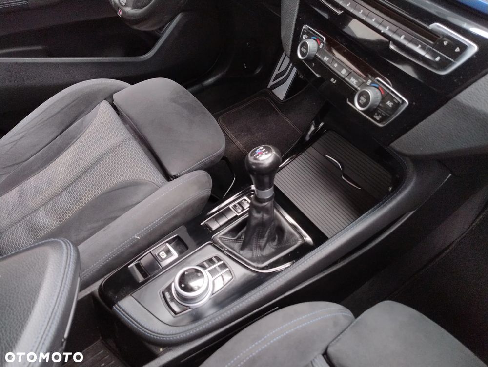BMW X1 sDrive18d M Sport - 17