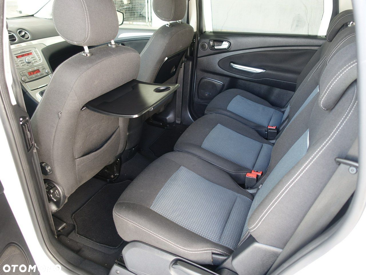 Ford S-Max - 15