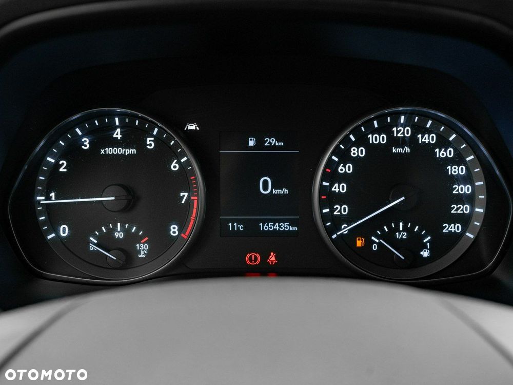 Hyundai i30 1.5 DPI Classic + - 16