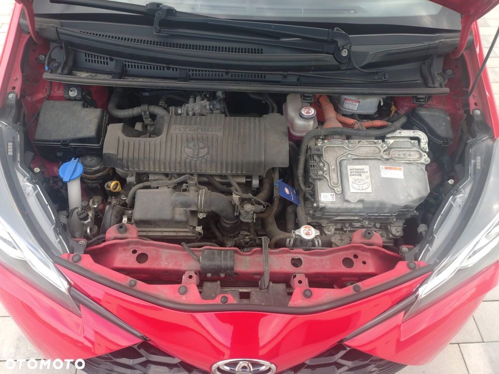 Toyota Yaris - 12