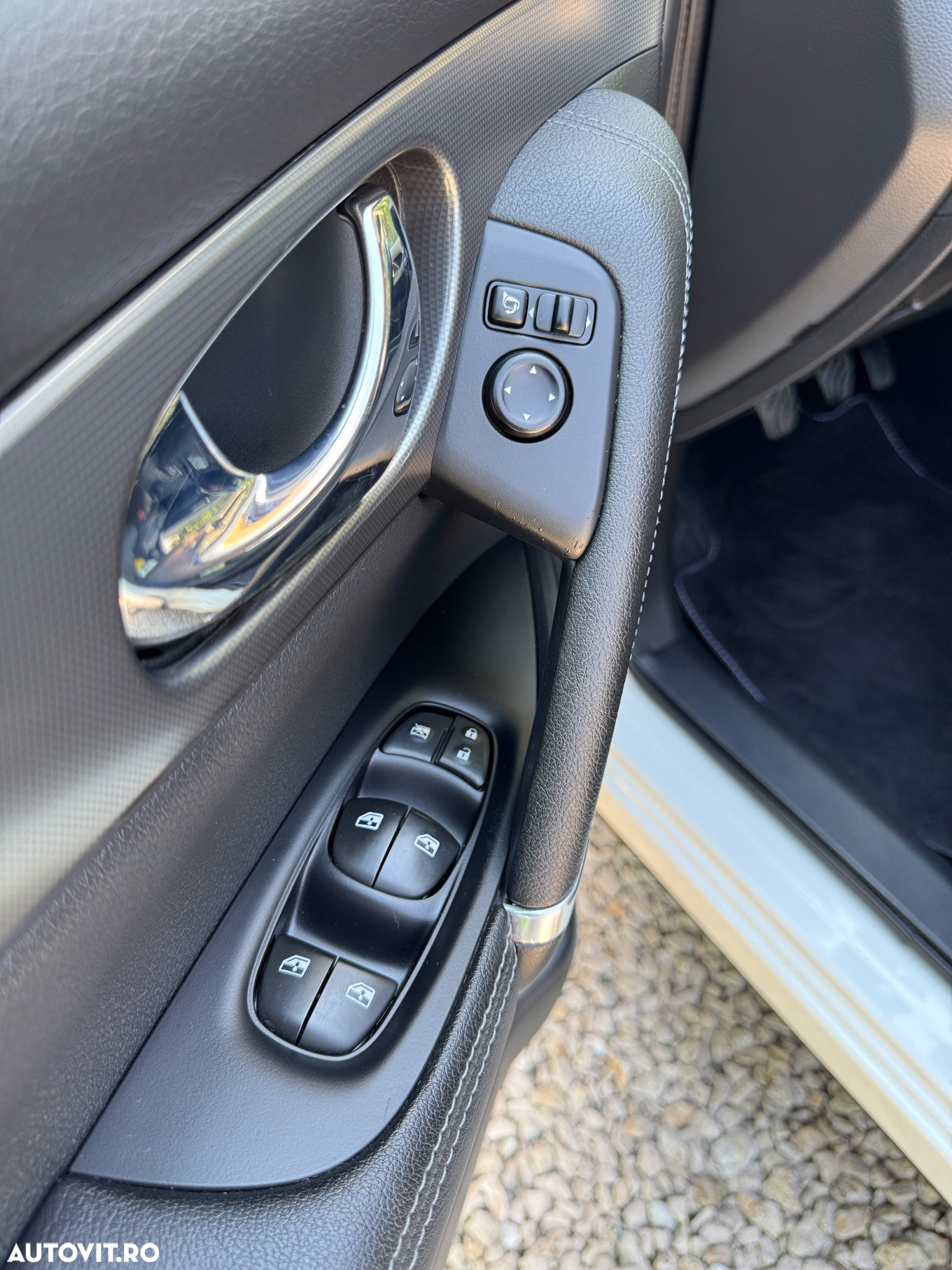 Nissan Qashqai 1.6 DCI TEKNA - 15