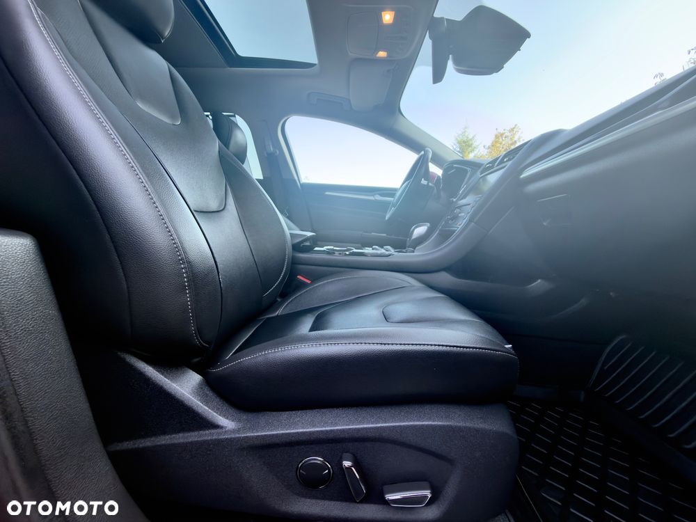 Ford Mondeo 2.0 TDCi STart-Stopp PowerShift-Aut ST-Line - 27