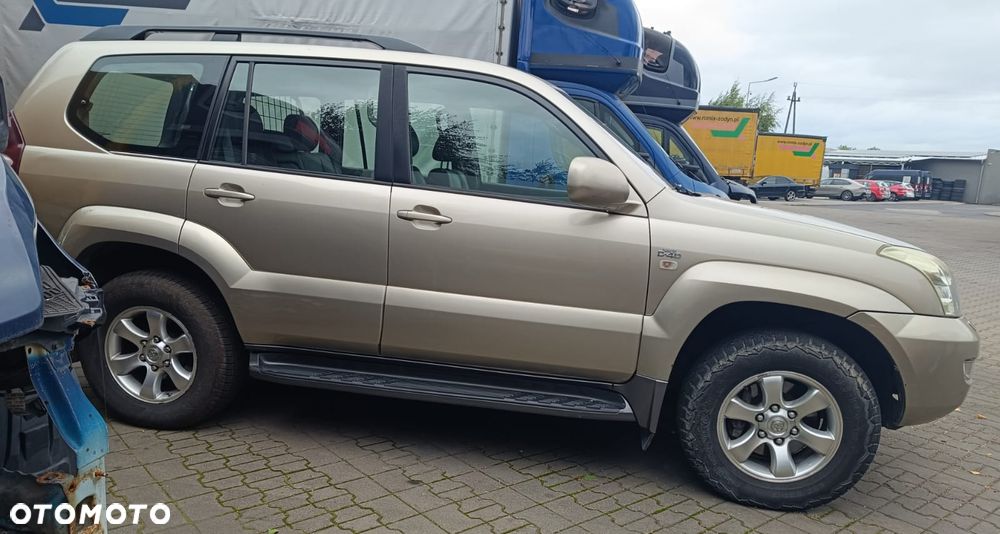 Toyota Land Cruiser - 9