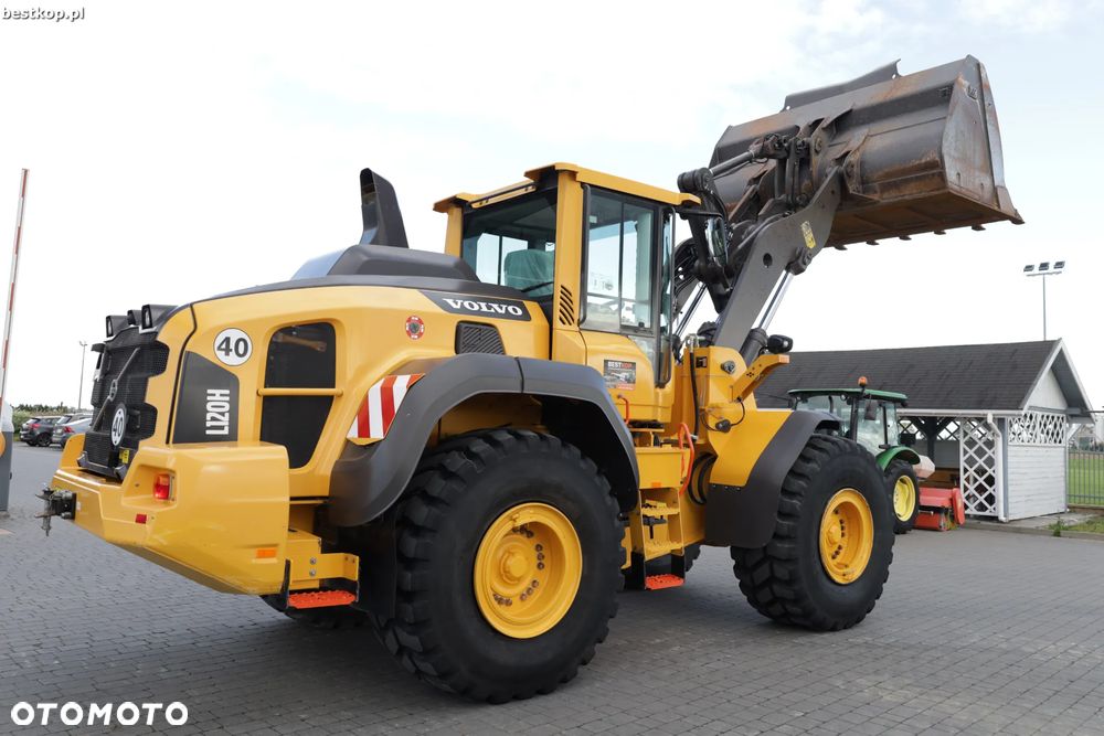 Volvo L120H - 23