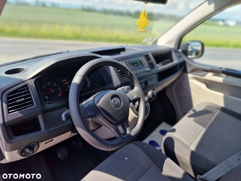 Volkswagen Transporter Lang EU6 - 19