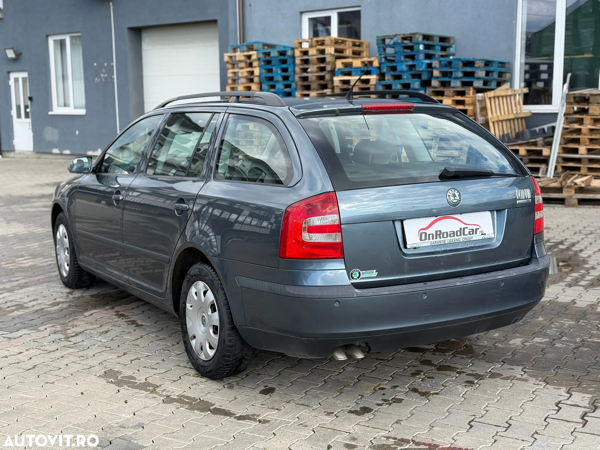 Skoda Octavia Combi 1.9TDI Ambiente - 4