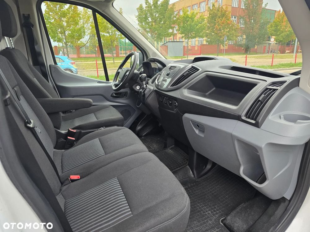 Ford Transit - 10