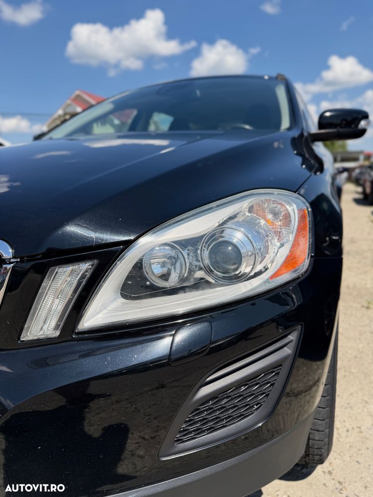 Volvo XC 60 - 24