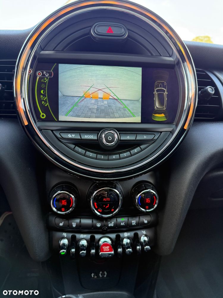 MINI Cooper SD - 32