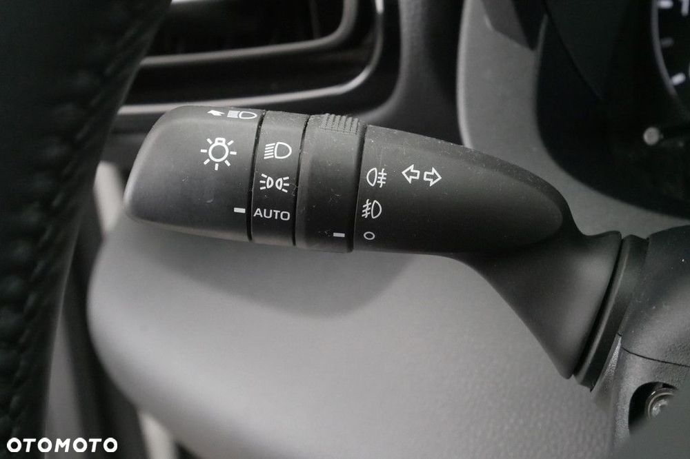 Toyota Yaris 1.0 Comfort - 21