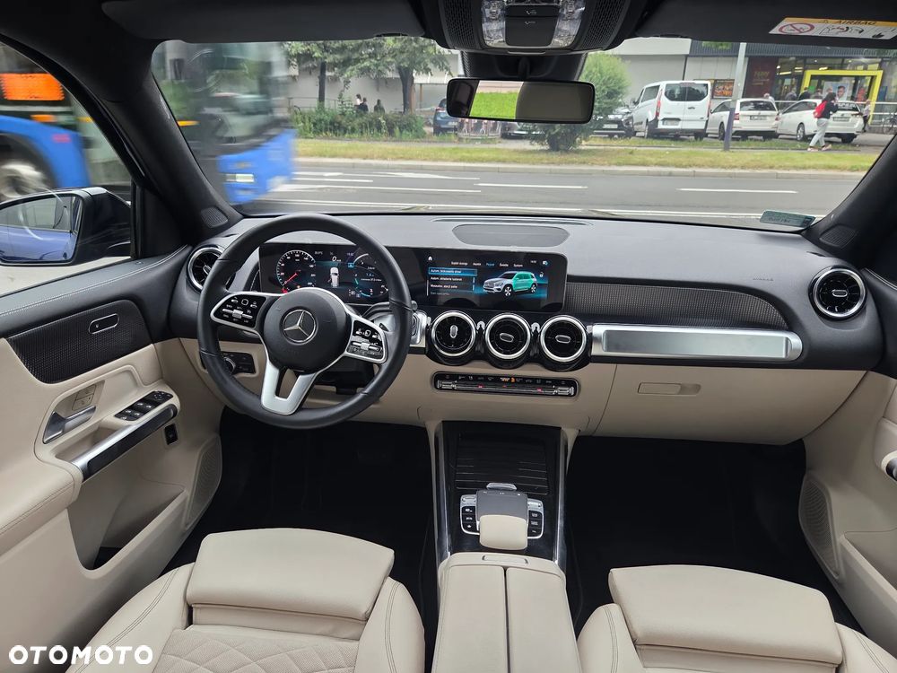 Mercedes-Benz GLB 250 4-Matic 8G-DCT - 26