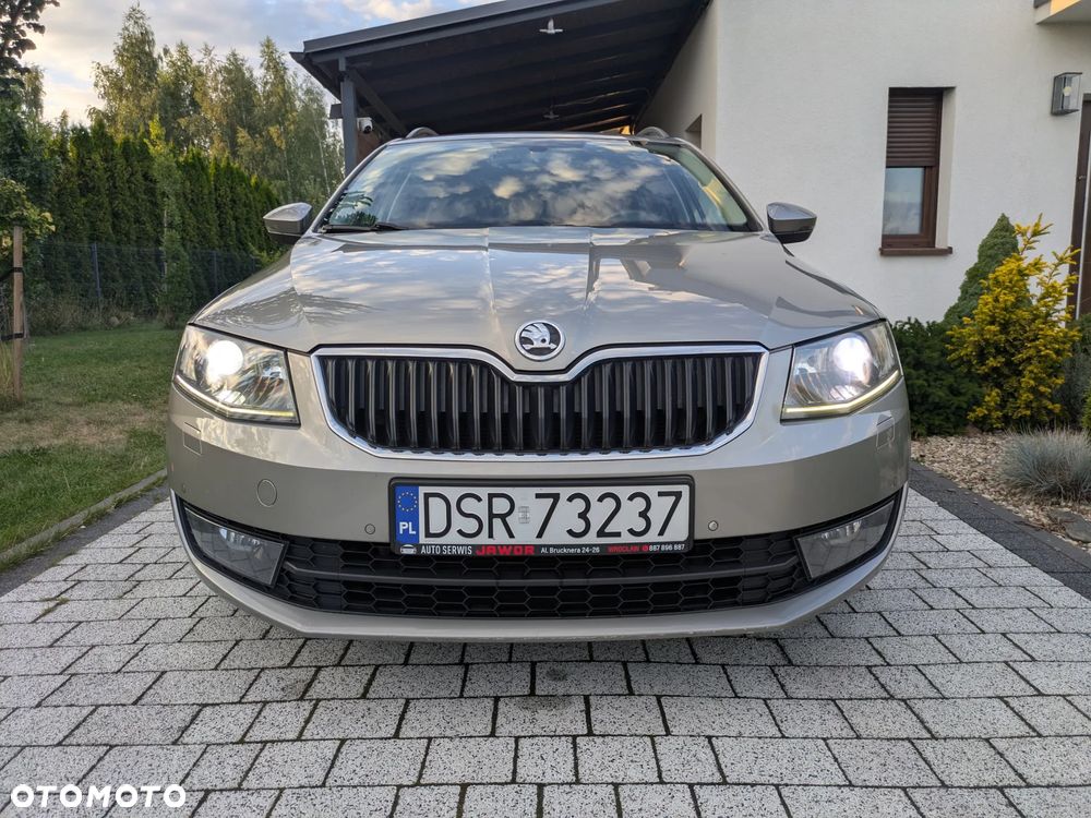 Skoda Octavia 1.6 TDI Edition DSG - 6