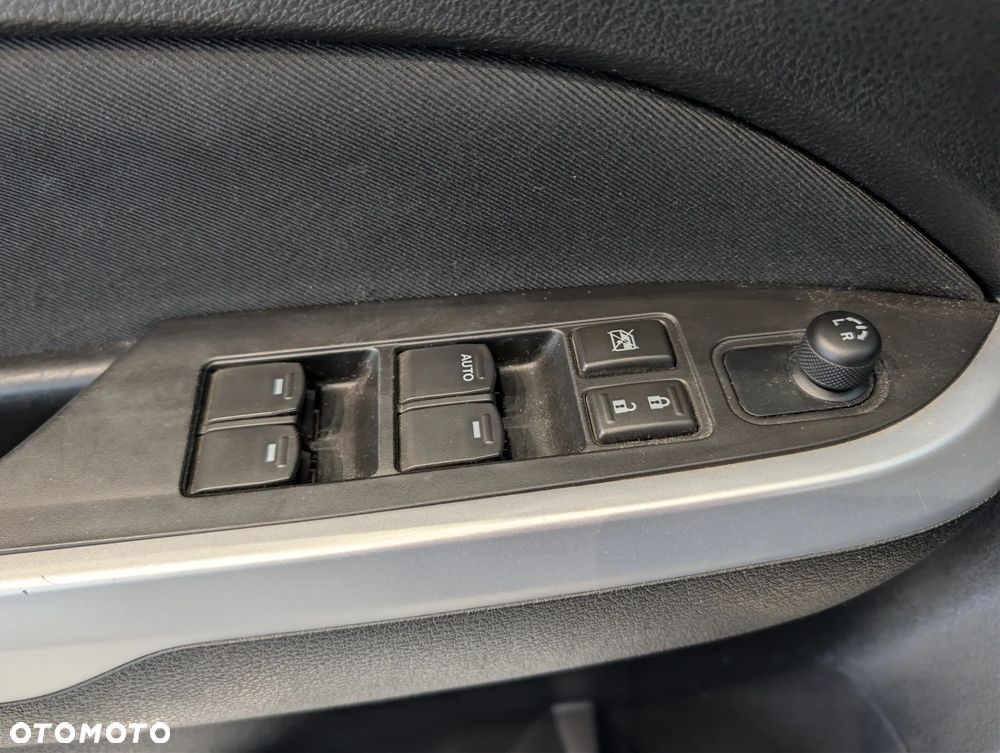 Suzuki Vitara 1.6 Premium 2WD - 17