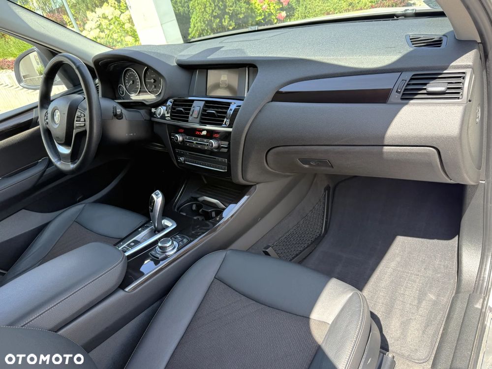 BMW X3 sDrive18d xLine - 27