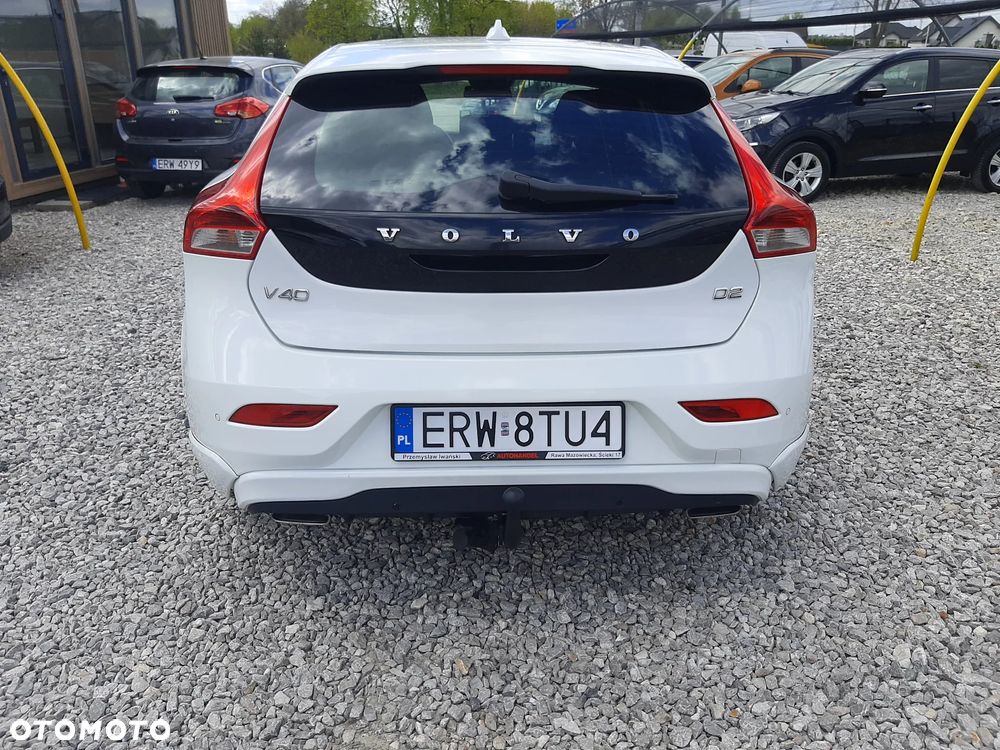 Volvo V40 D2 Momentum - 8