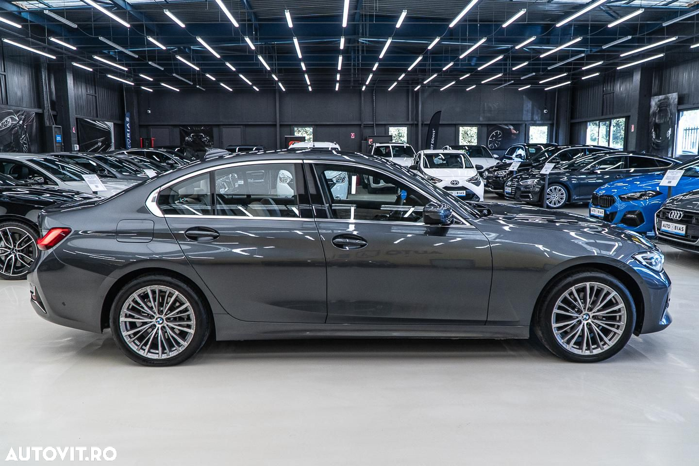 BMW Seria 3 320d xDrive AT Luxury Line - 22