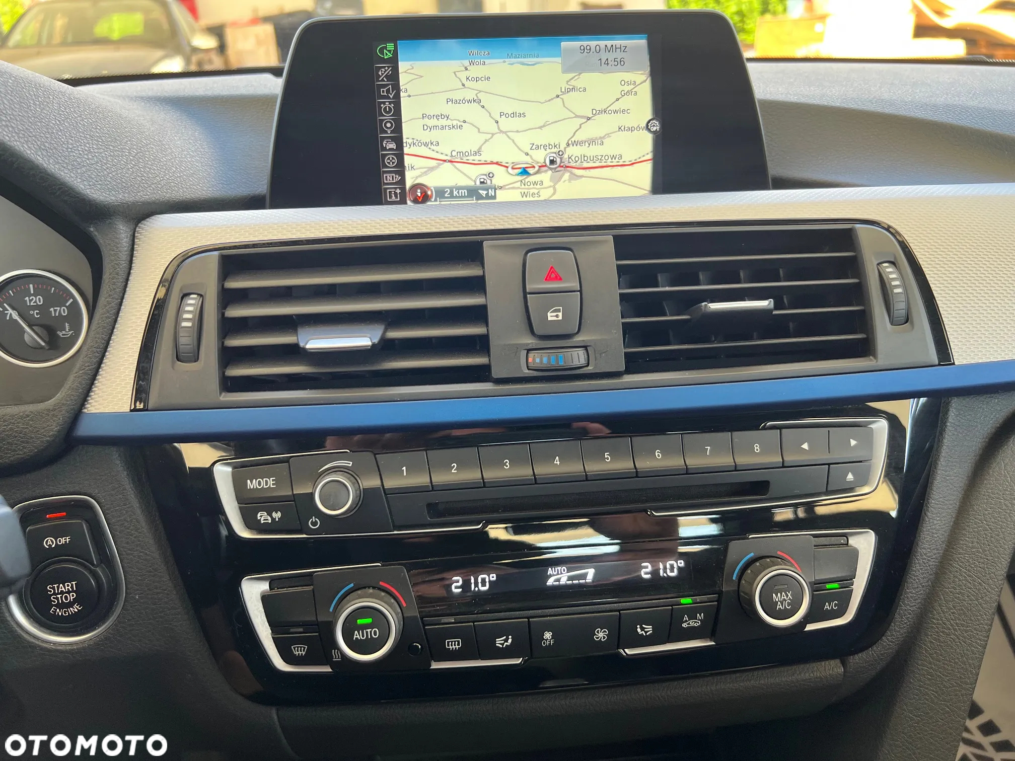 BMW Seria 3 330i xDrive M Sport - 12