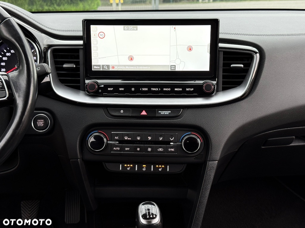Kia XCeed - 19