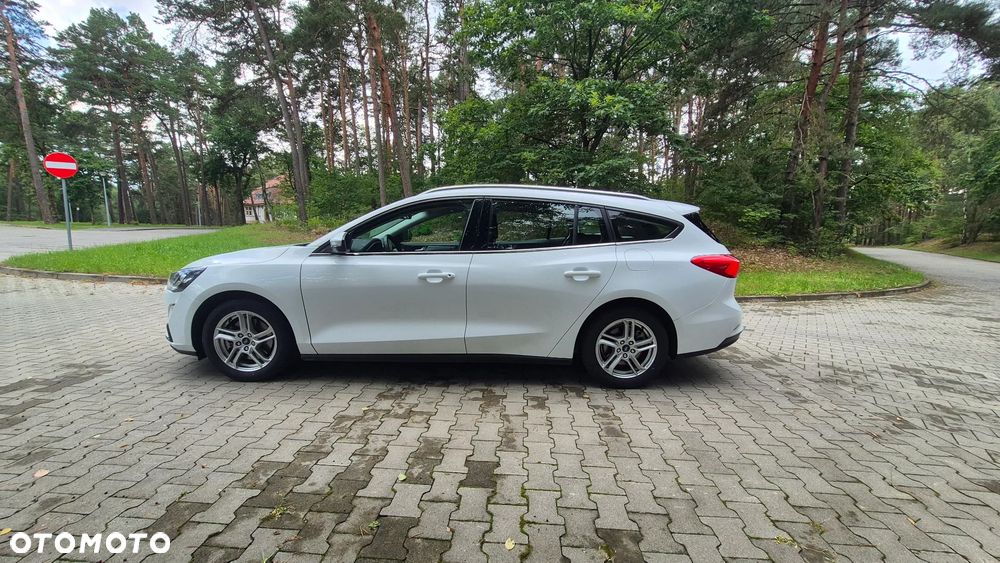 Ford Focus 1.0 EcoBoost Active - 8