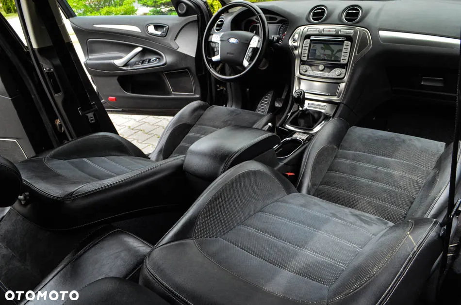 Ford Mondeo 2.0 TDCi Titanium X - 39